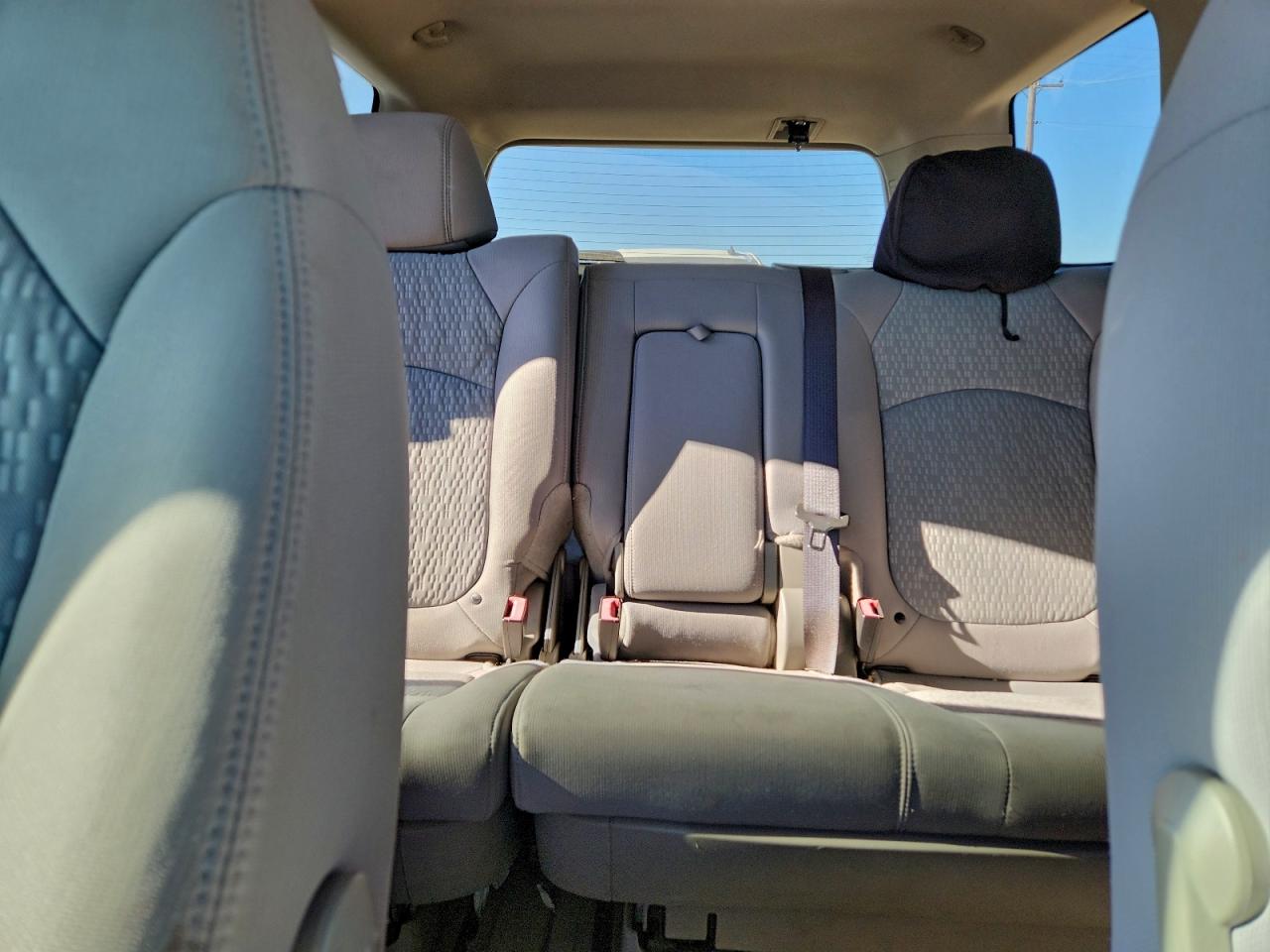 2009 GMC ACADIA SLE photo 10