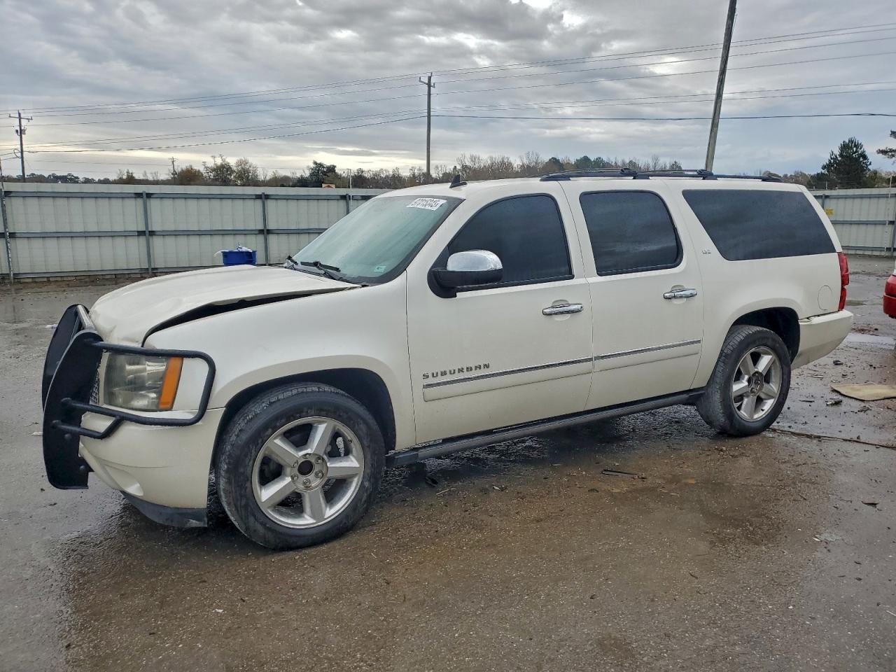 2011 CHEVROLET SUBURBAN