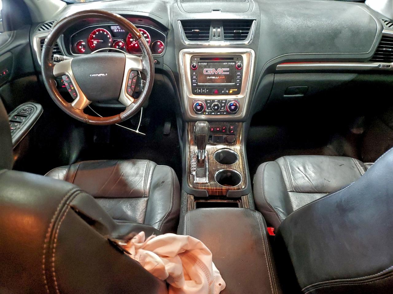 2015 GMC ACADIA DENALI photo 8