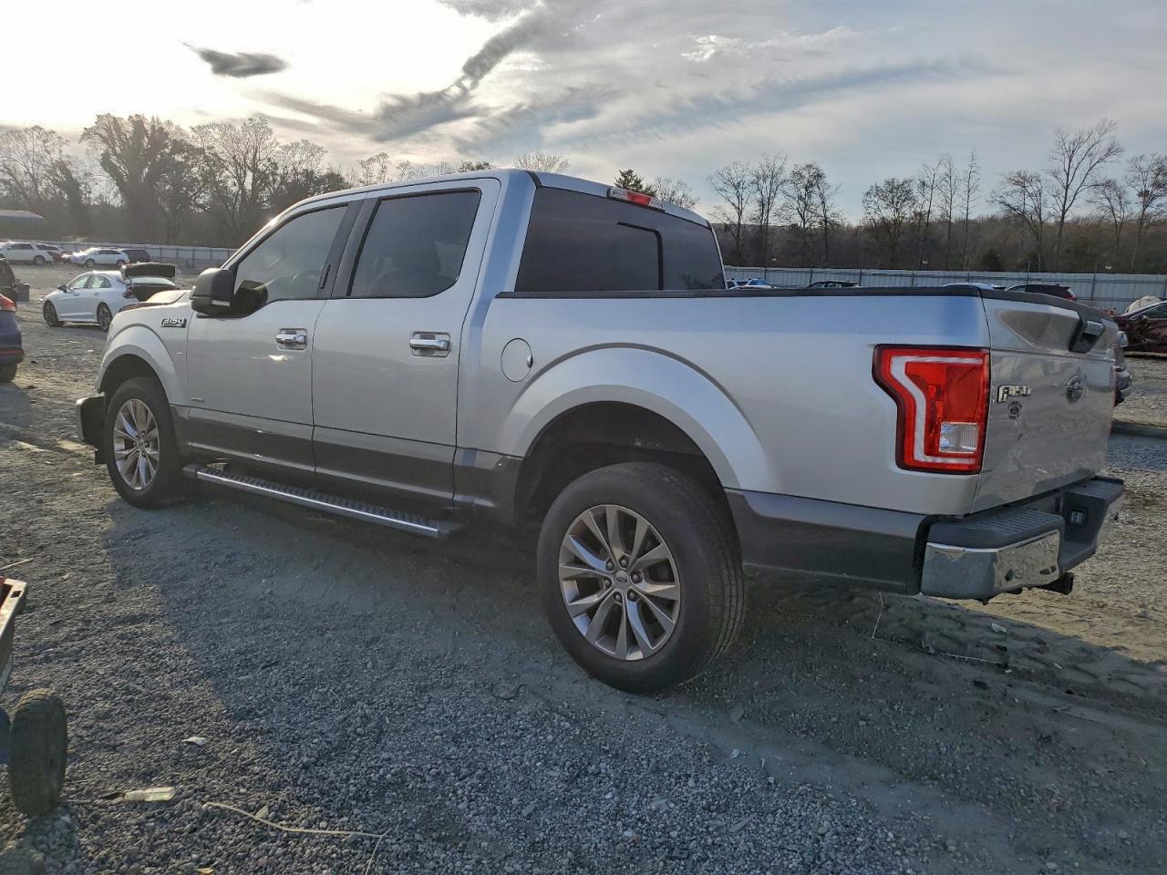 2017 FORD F150 SUPERCREW photo 3
