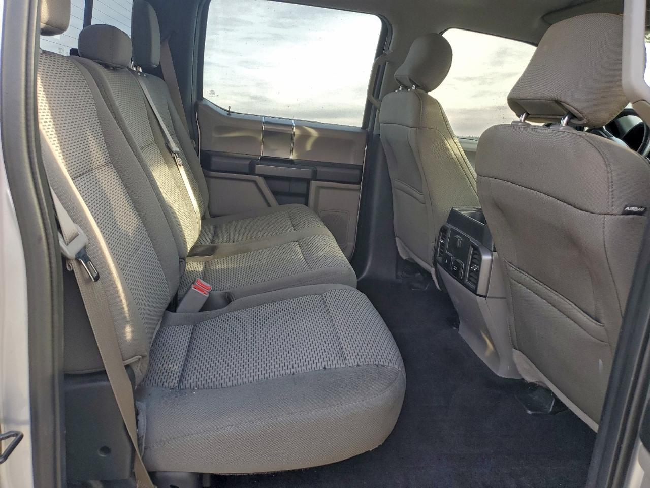 2017 FORD F150 SUPERCREW photo 19