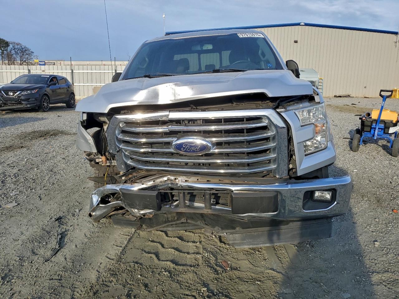 2017 FORD F150 SUPERCREW photo 9