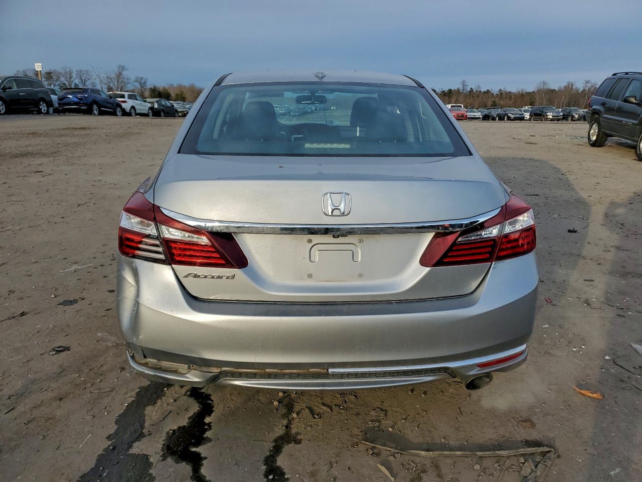 2017 HONDA ACCORD EXL photo 6
