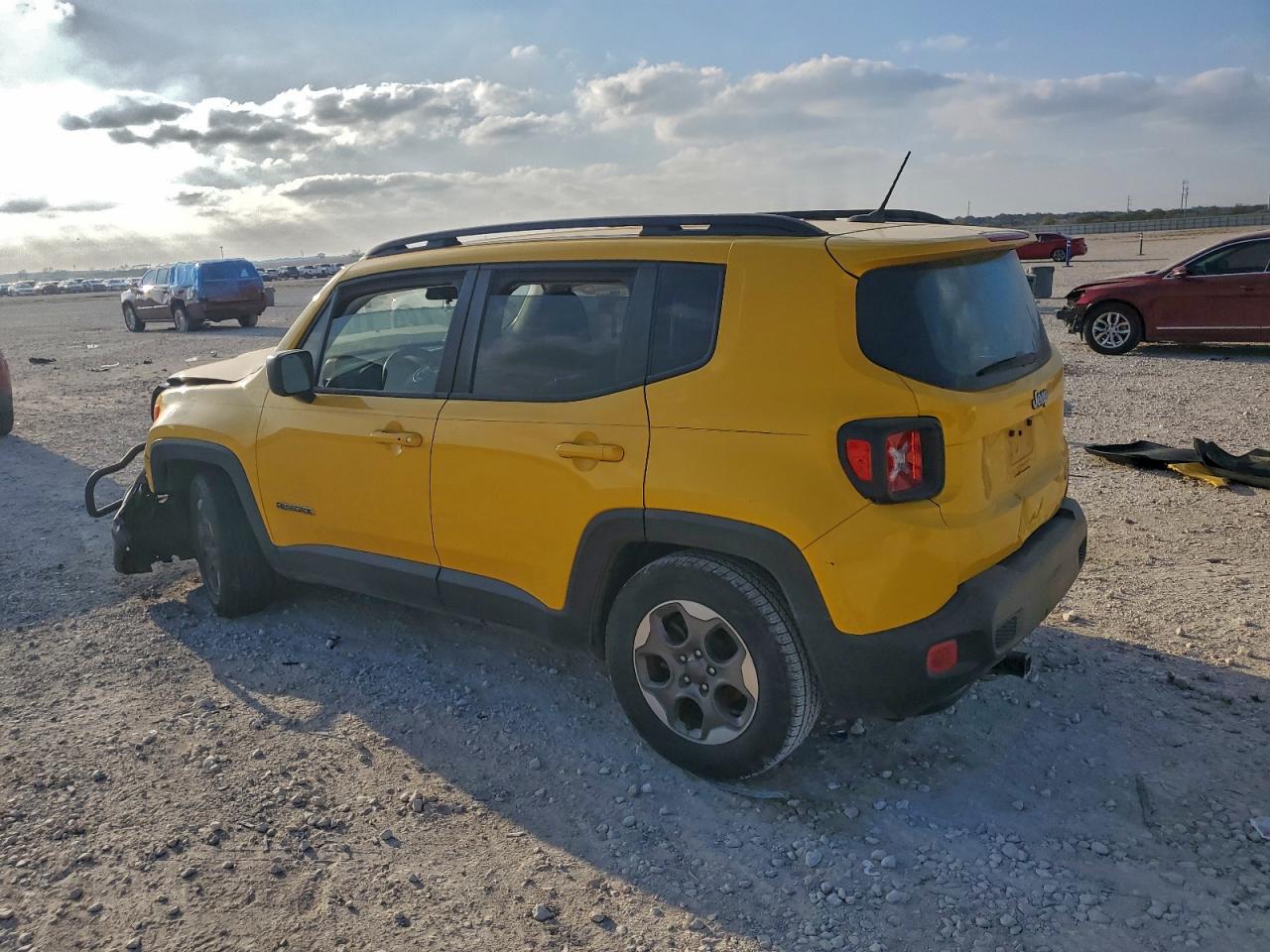 2017 JEEP RENEGADE SPORT photo 2