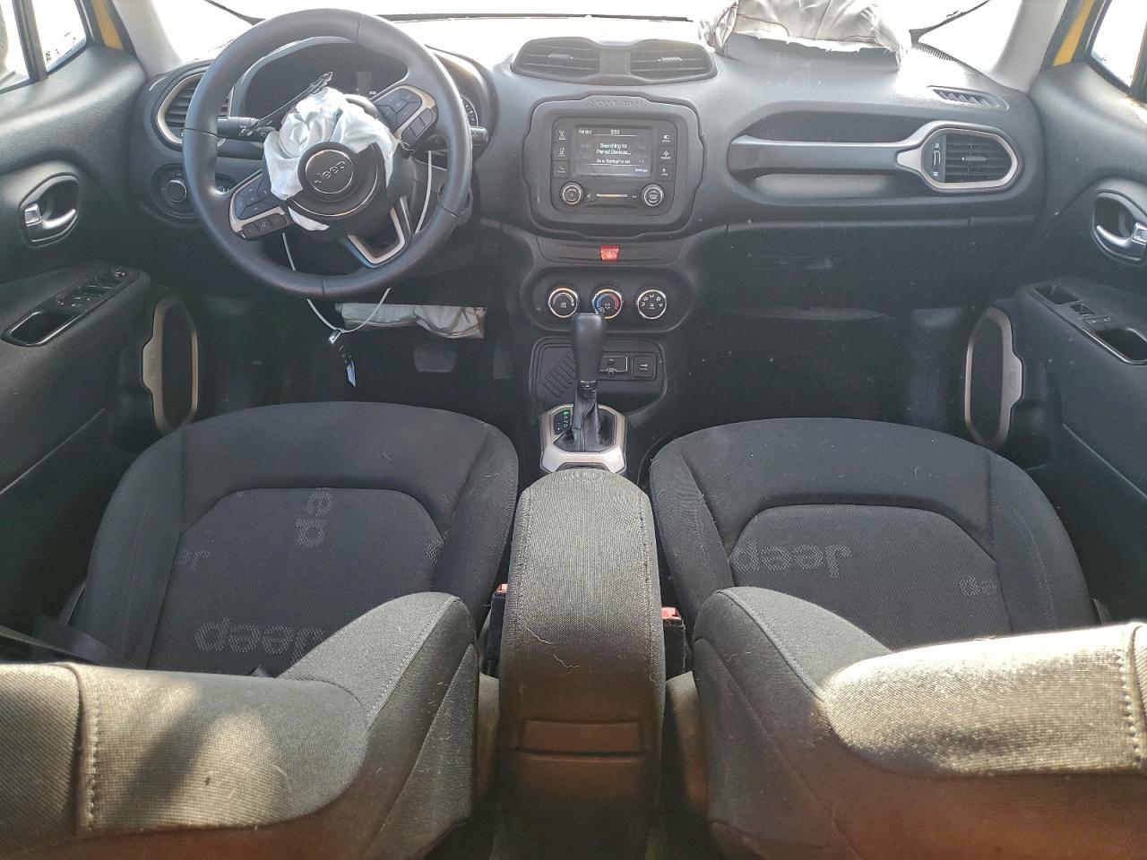 2017 JEEP RENEGADE SPORT photo 8