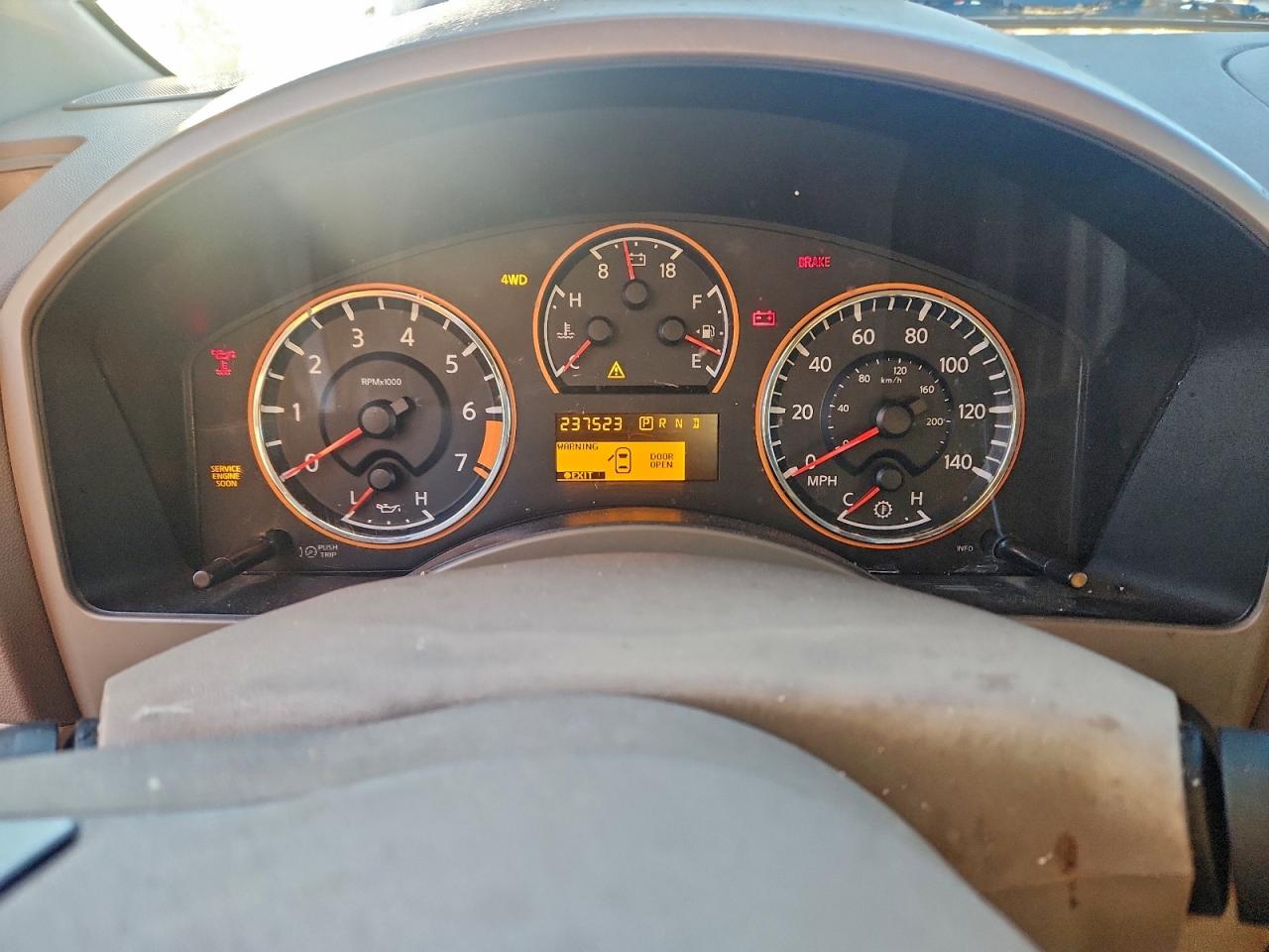 2011 NISSAN TITAN S photo 9