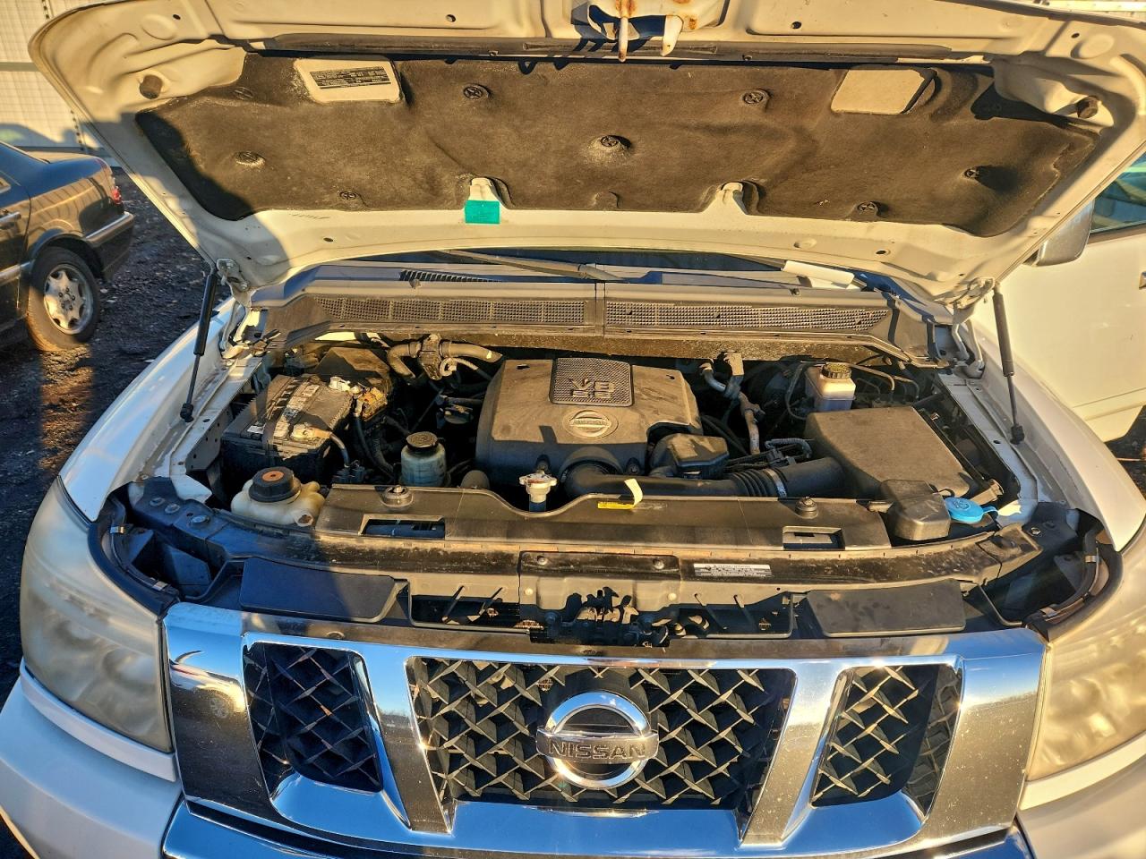 2011 NISSAN TITAN S photo 11
