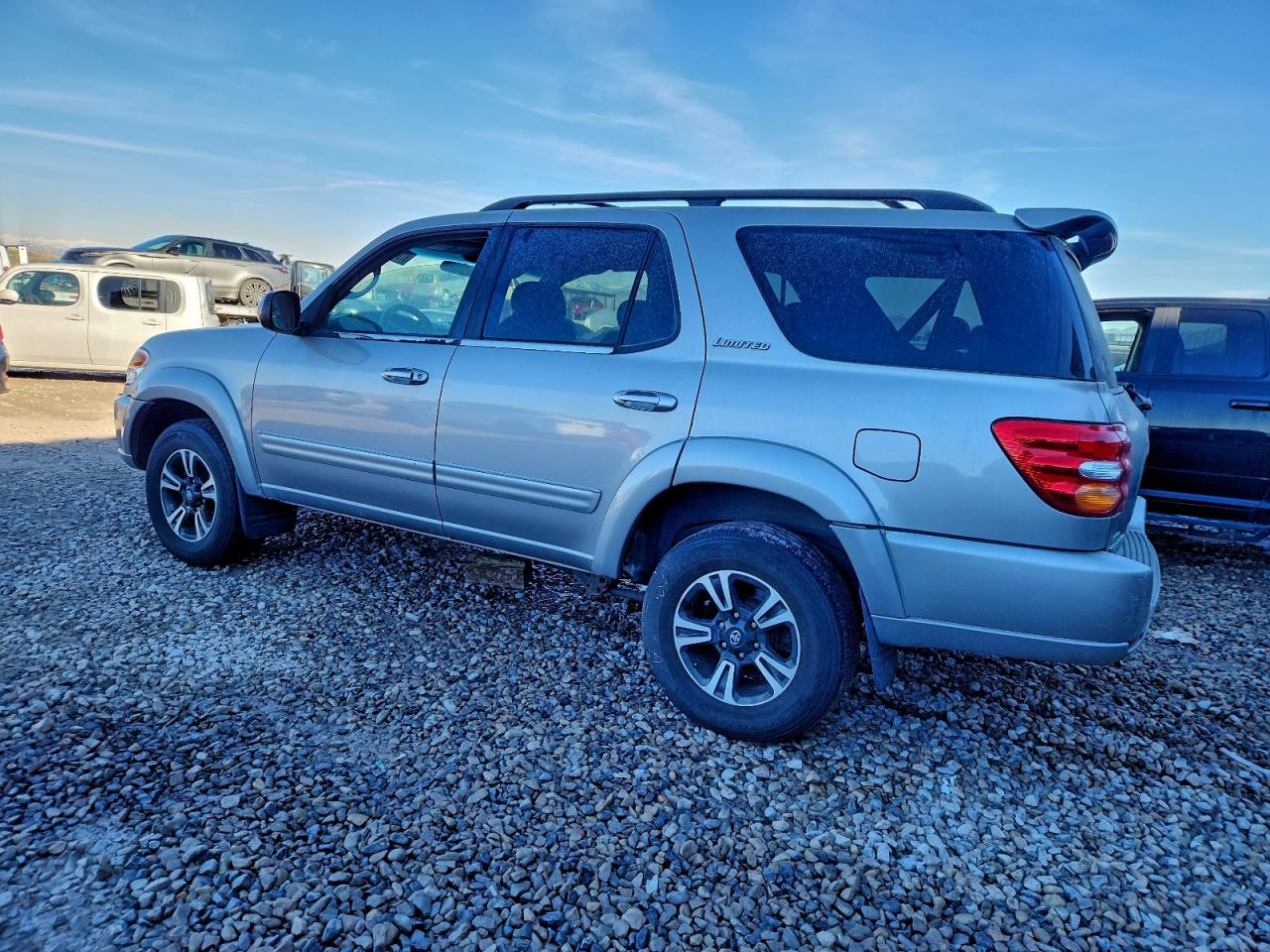 2001 TOYOTA SEQUOIA LIMITED photo 2