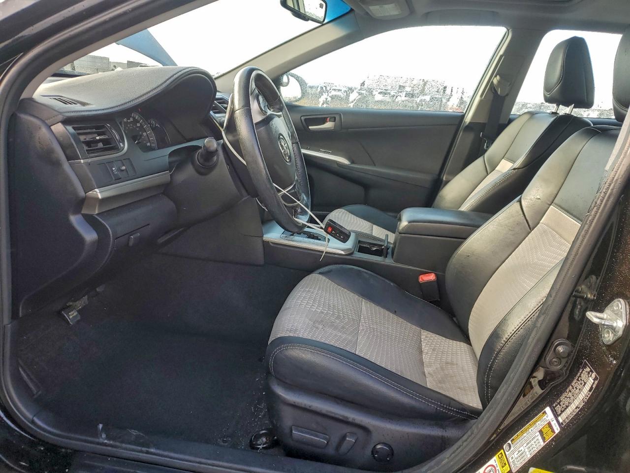 2012 TOYOTA CAMRY BASE photo 13
