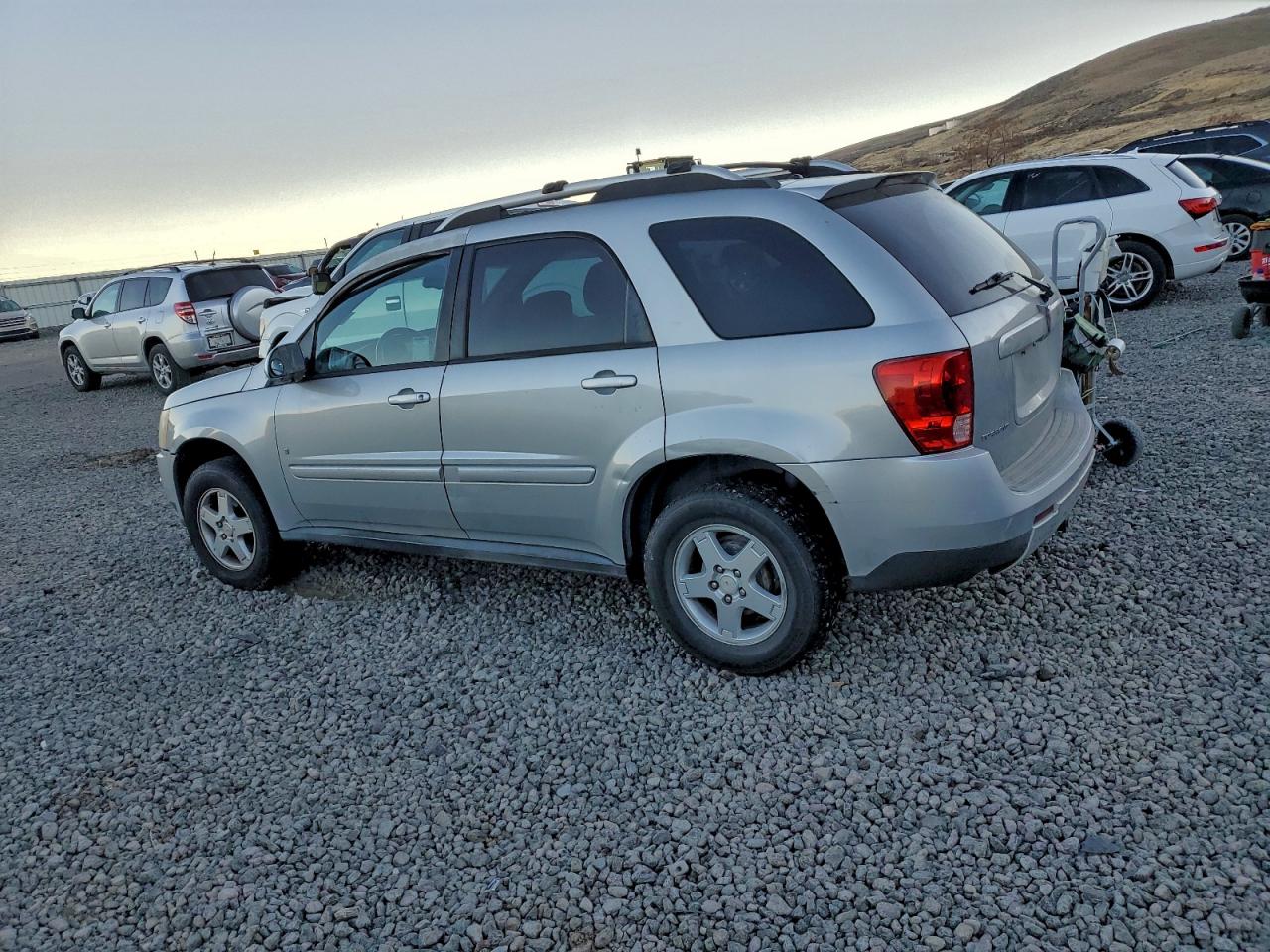 2006 PONTIAC TORRENT photo 4