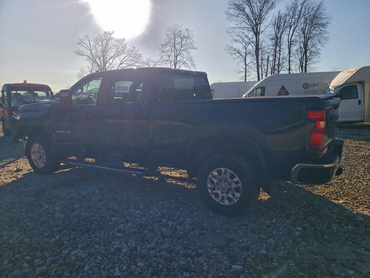 2021 CHEVROLET SILVERADO K2500 HEAVY DUTY LT photo 2