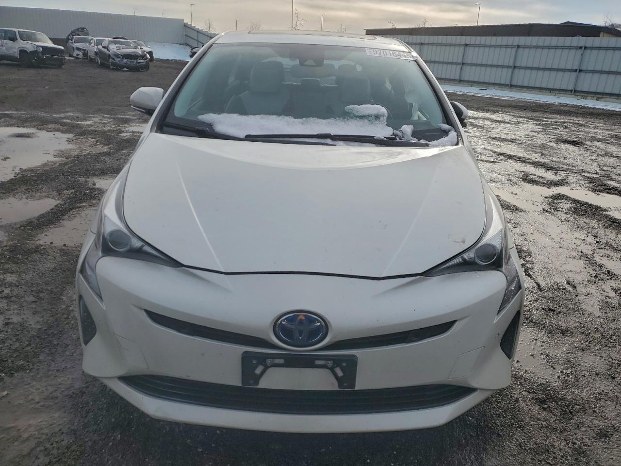 2018 TOYOTA PRIUS photo 5