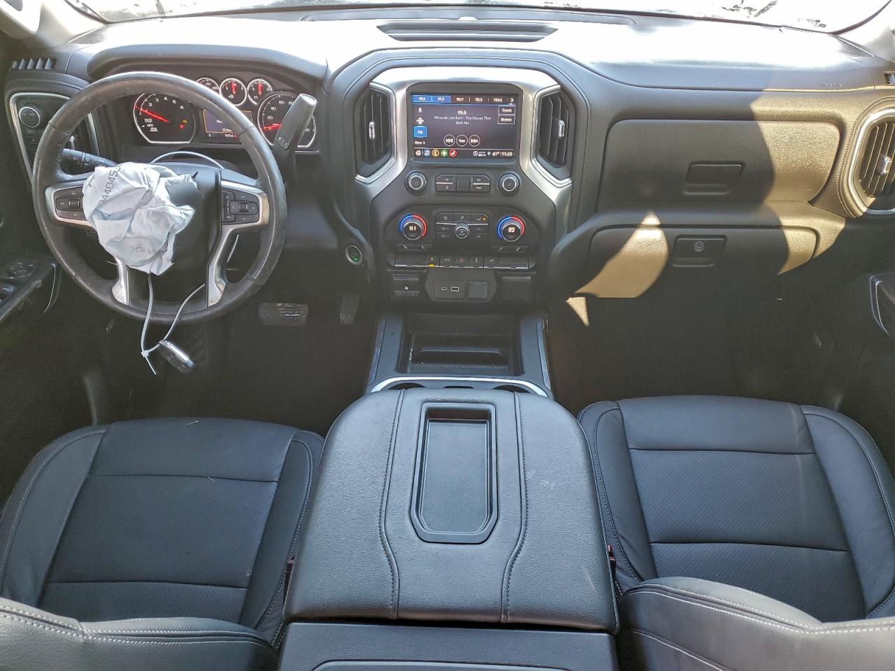 2021 CHEVROLET SILVERADO K1500 RST photo 8