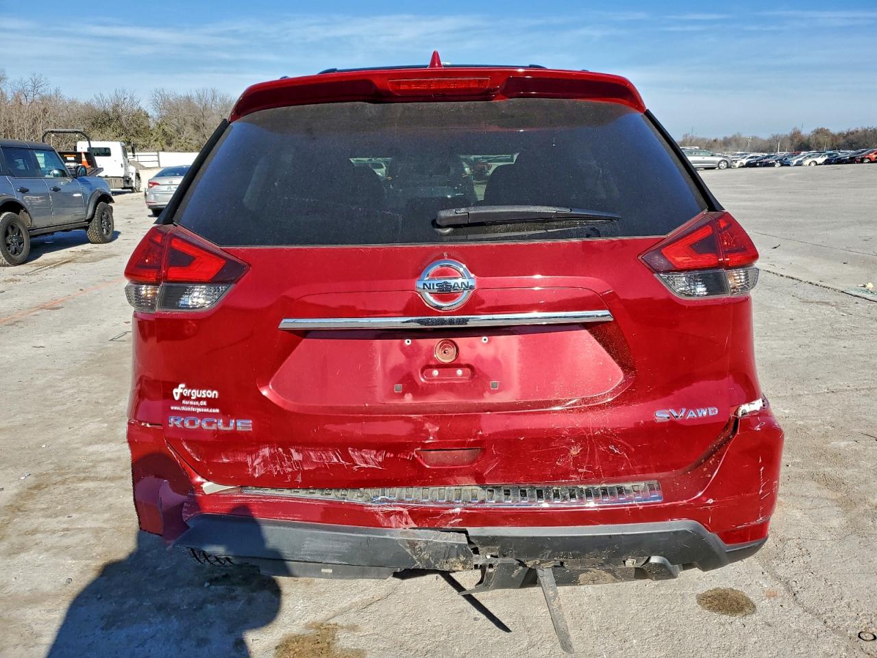 2017 NISSAN ROGUE SV photo 6