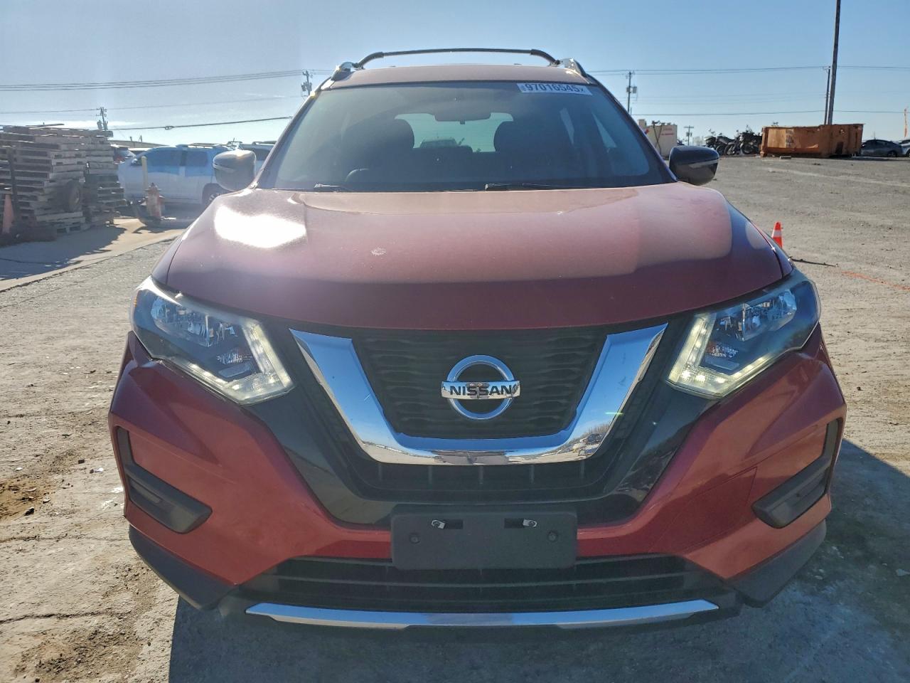 2017 NISSAN ROGUE SV photo 5
