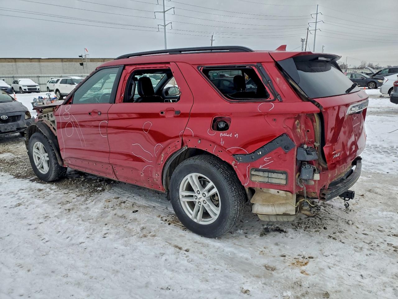 2020 FORD EXPLORER XLT photo 2