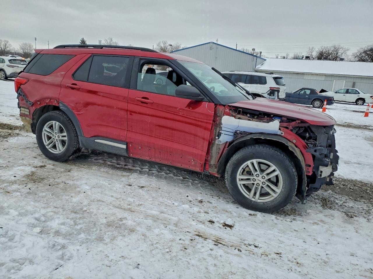 2020 FORD EXPLORER XLT photo 4