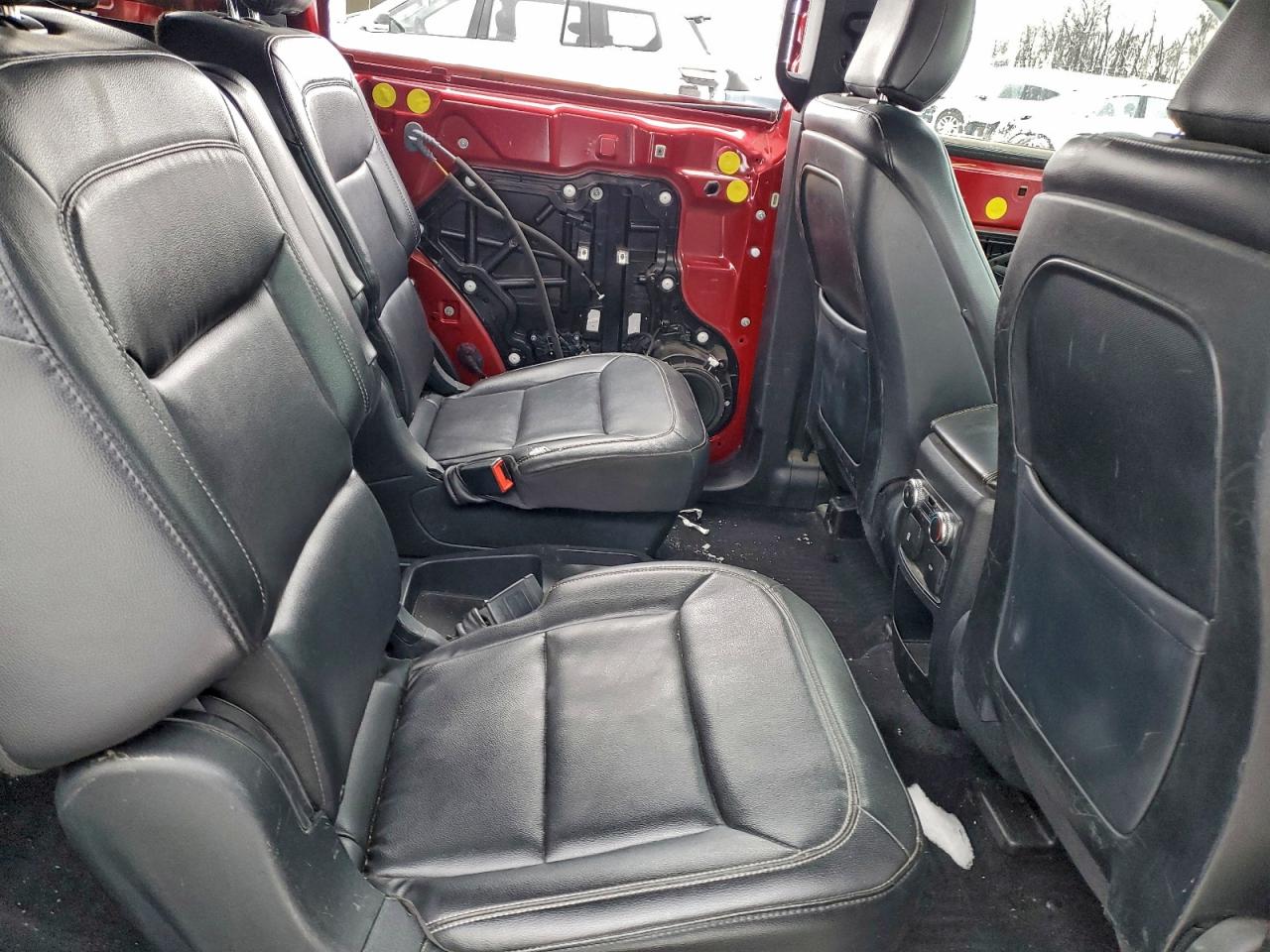 2020 FORD EXPLORER XLT photo 11