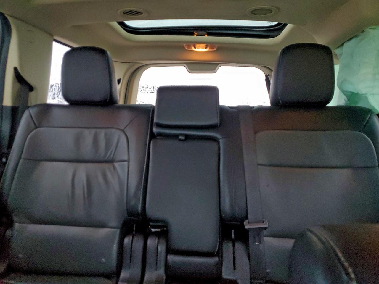 2015 FORD FLEX SEL photo 28