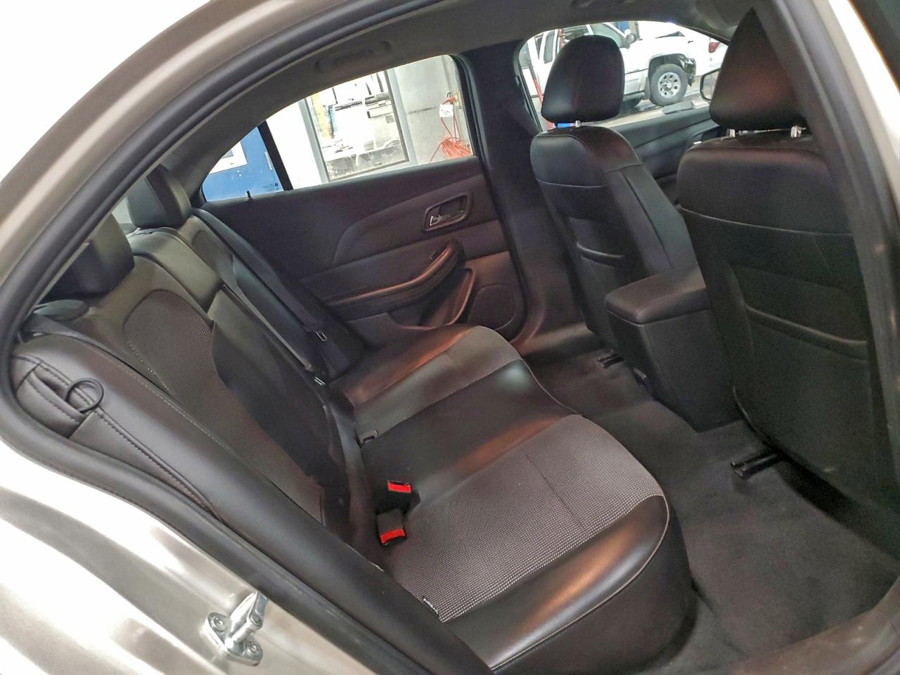 2014 CHEVROLET MALIBU 2LT photo 10
