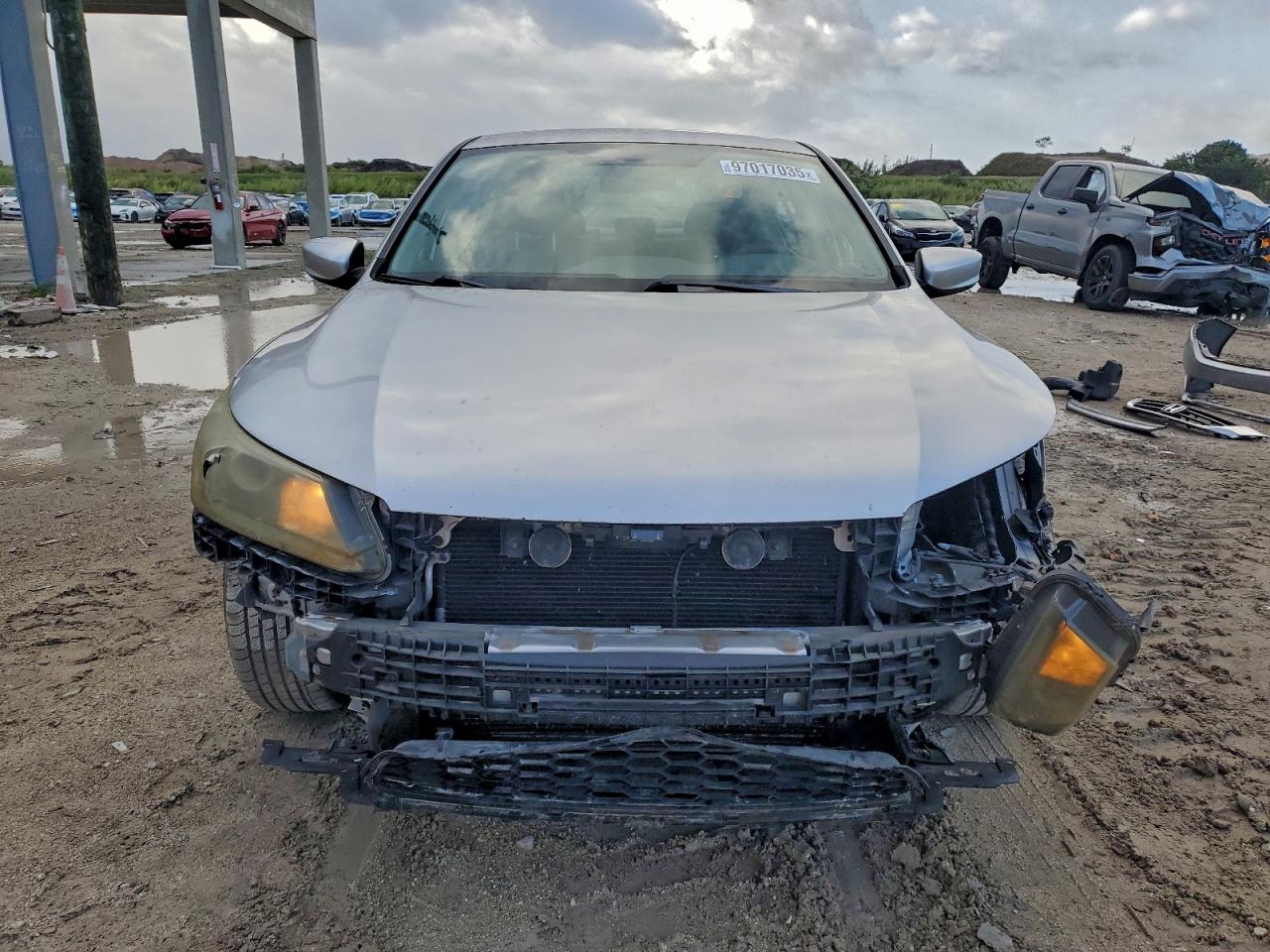 2015 HONDA ACCORD LX photo 9