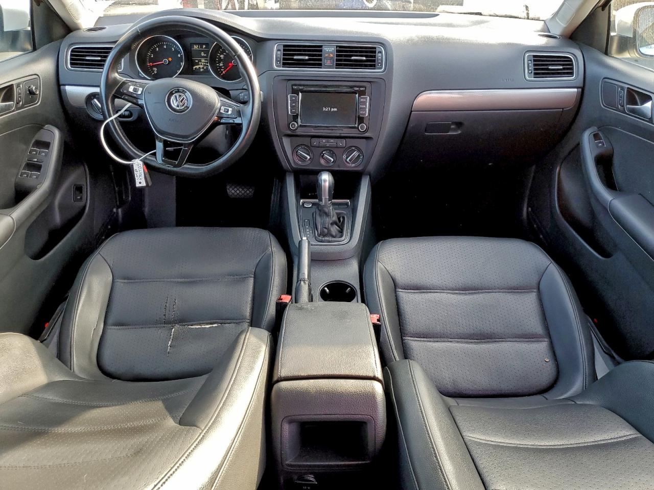 2015 VOLKSWAGEN JETTA SE photo 8