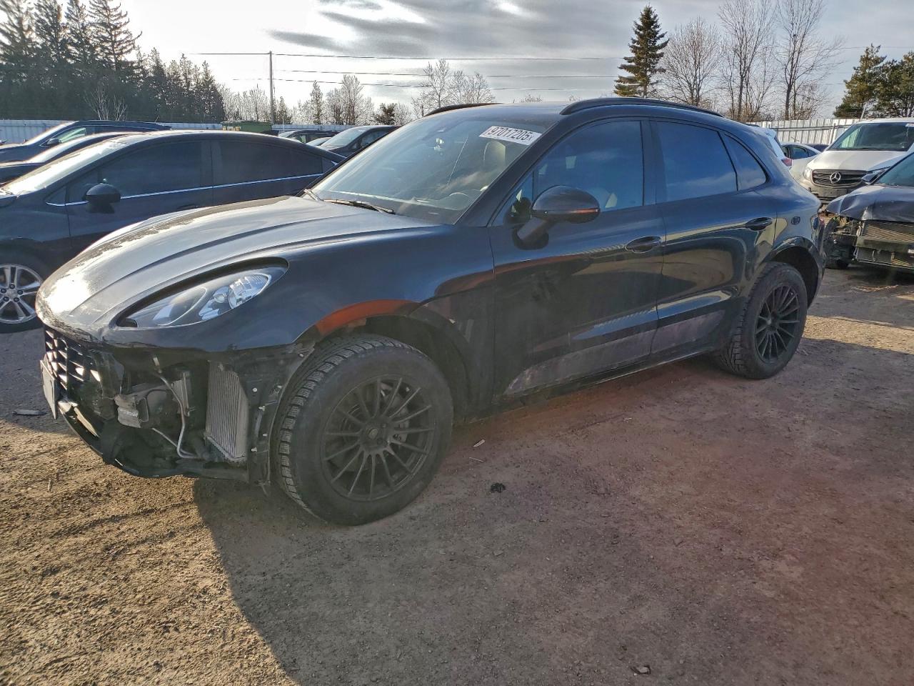 2017 PORSCHE MACAN