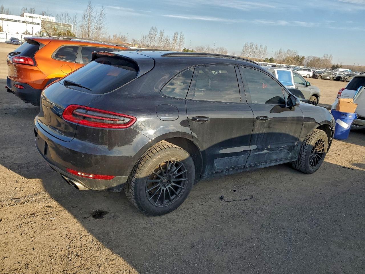 2017 PORSCHE MACAN S photo 3