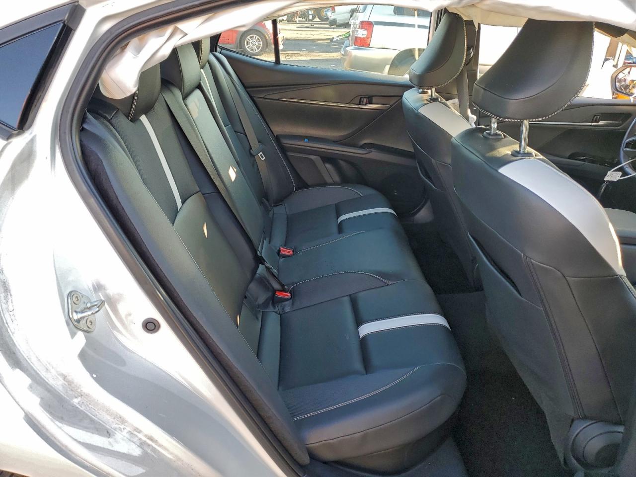 2025 TOYOTA CAMRY XSE photo 28