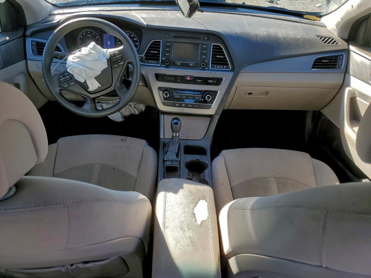 2015 HYUNDAI SONATA SE photo 22