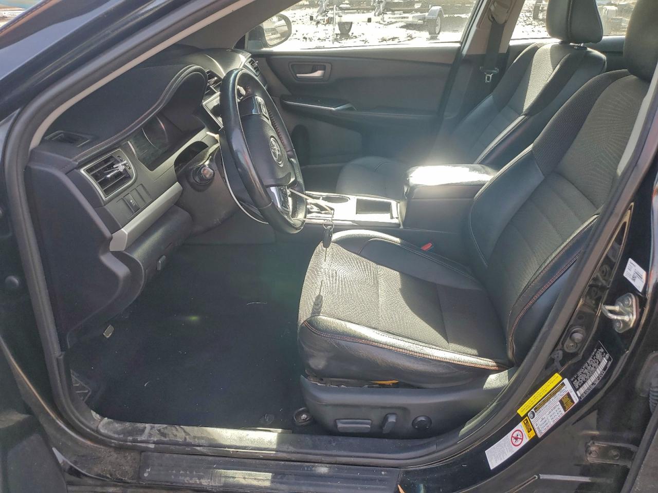 2017 TOYOTA CAMRY LE photo 13
