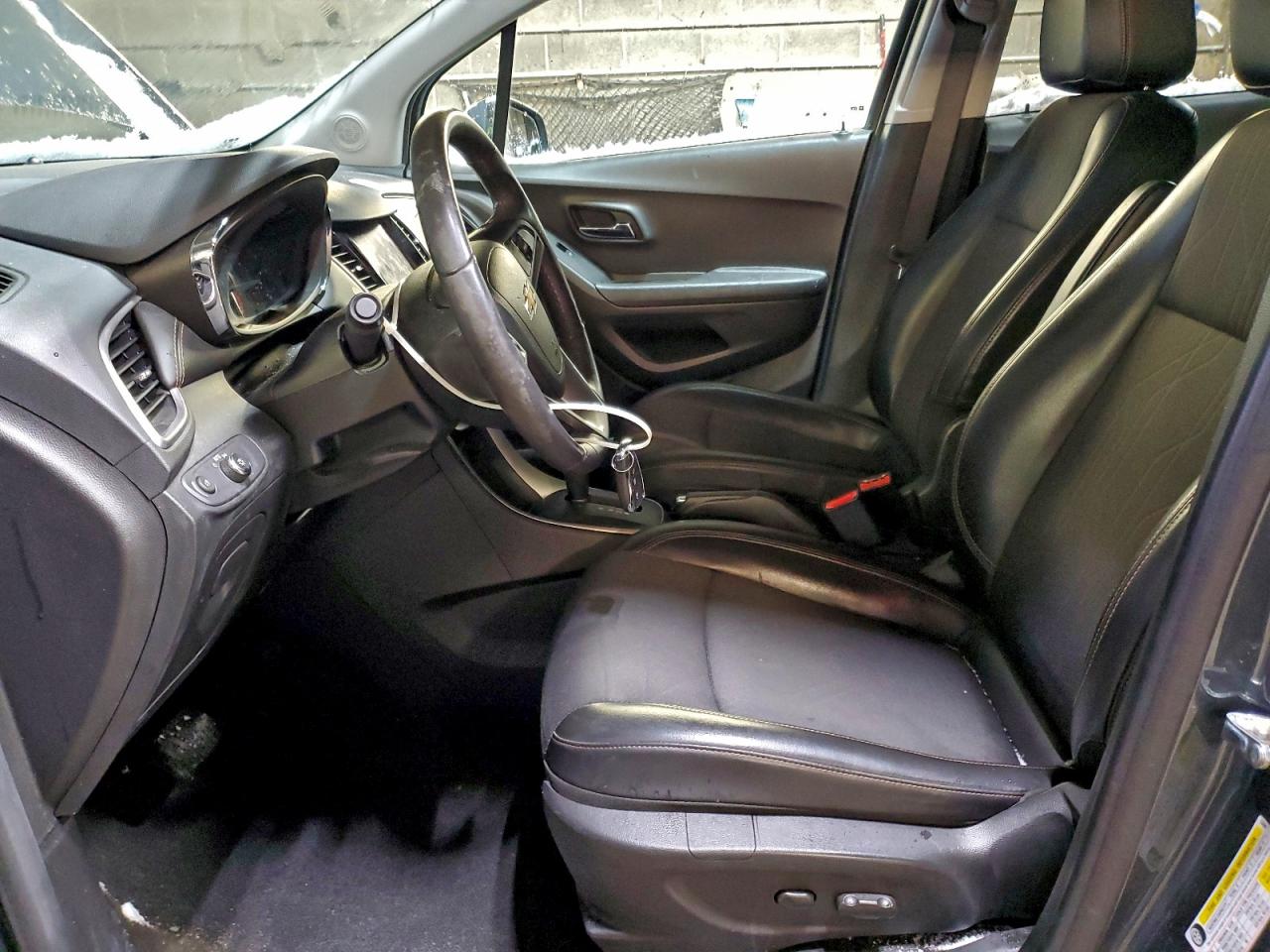 2021 CHEVROLET TRAX 1LT photo 13