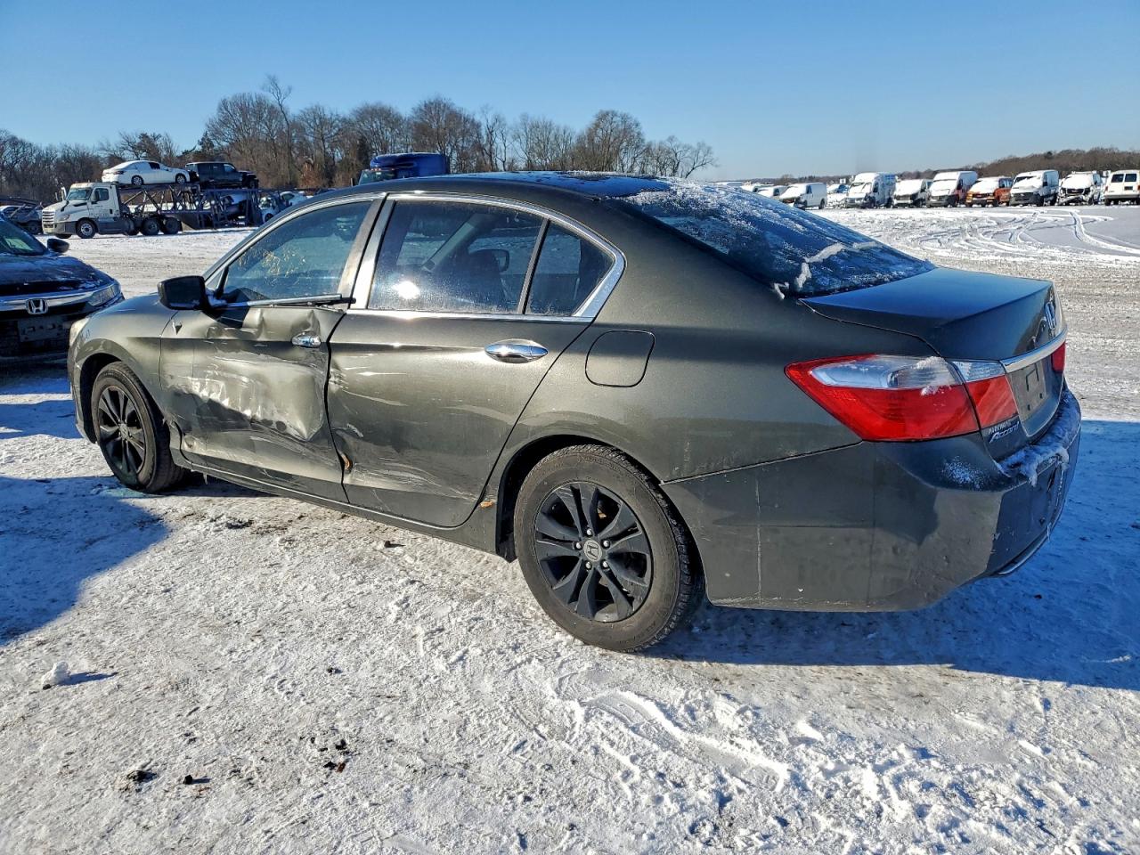 2015 HONDA ACCORD LX photo 3