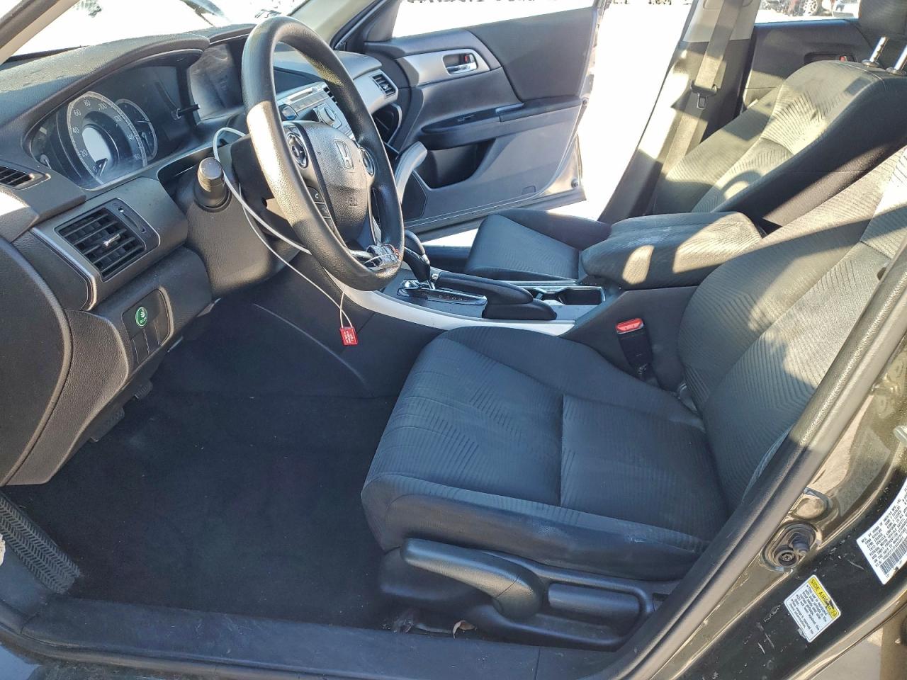 2015 HONDA ACCORD LX photo 13