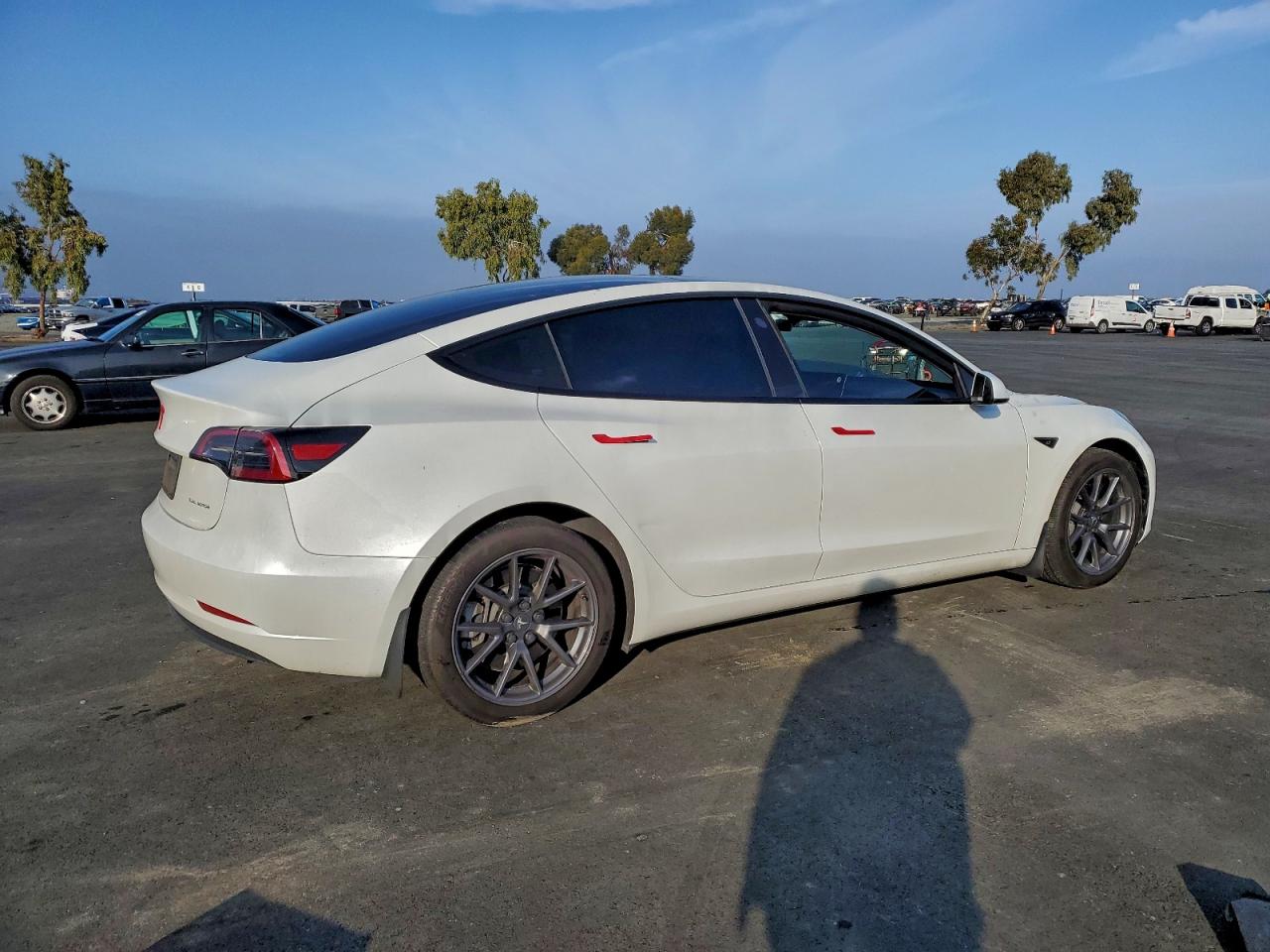 2023 TESLA MODEL 3 photo 3