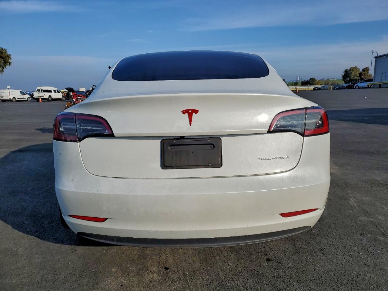 2023 TESLA MODEL 3 photo 6
