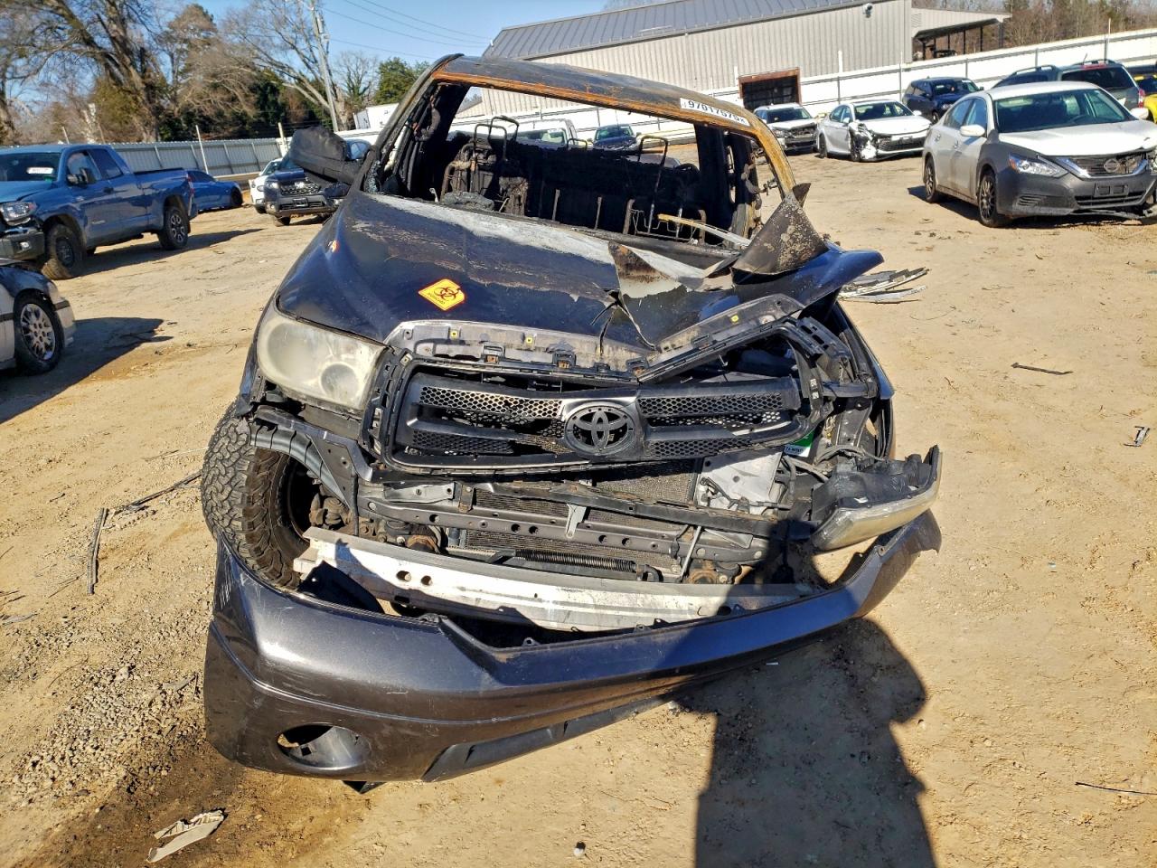 2011 TOYOTA TUNDRA DOUBLE CAB SR5 photo 9