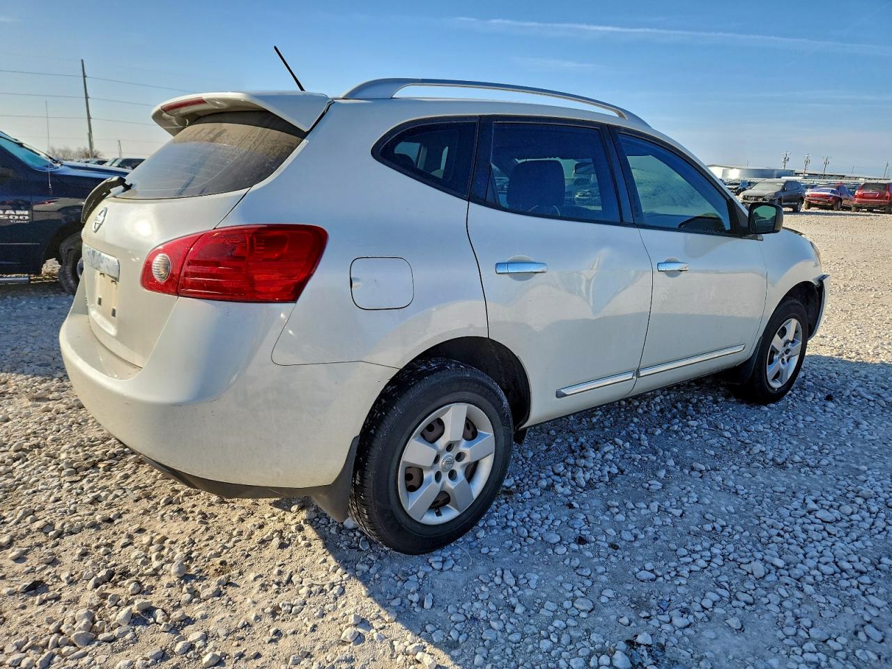 2015 NISSAN ROGUE SELECT S photo 5