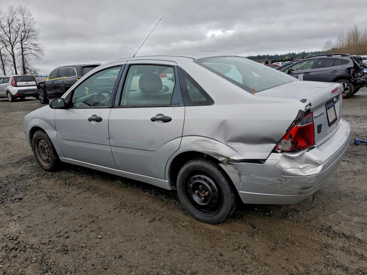 2007 FORD FOCUS ZX4 photo 3