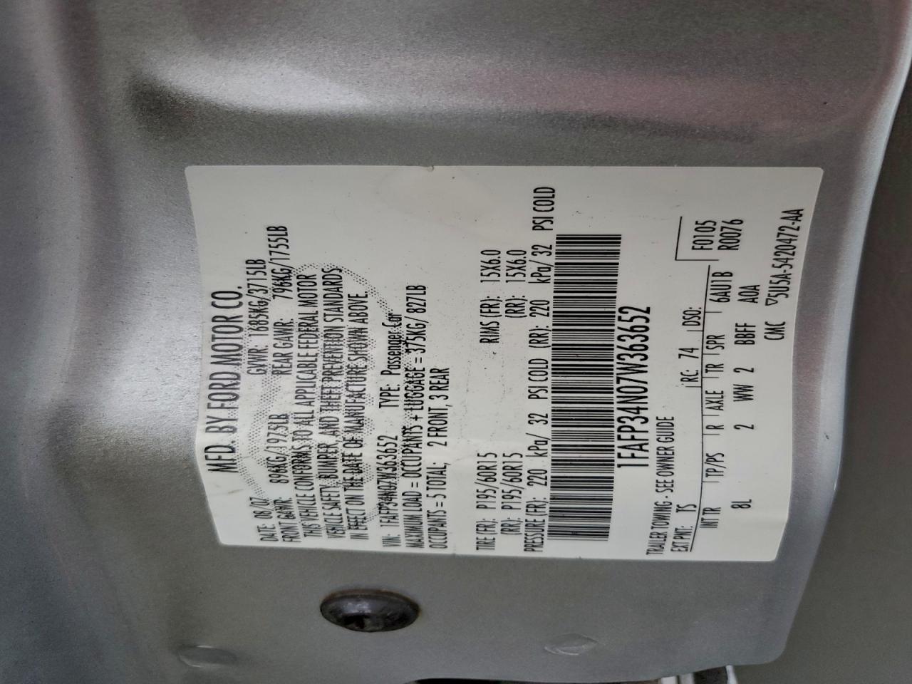 2007 FORD FOCUS ZX4 photo 23