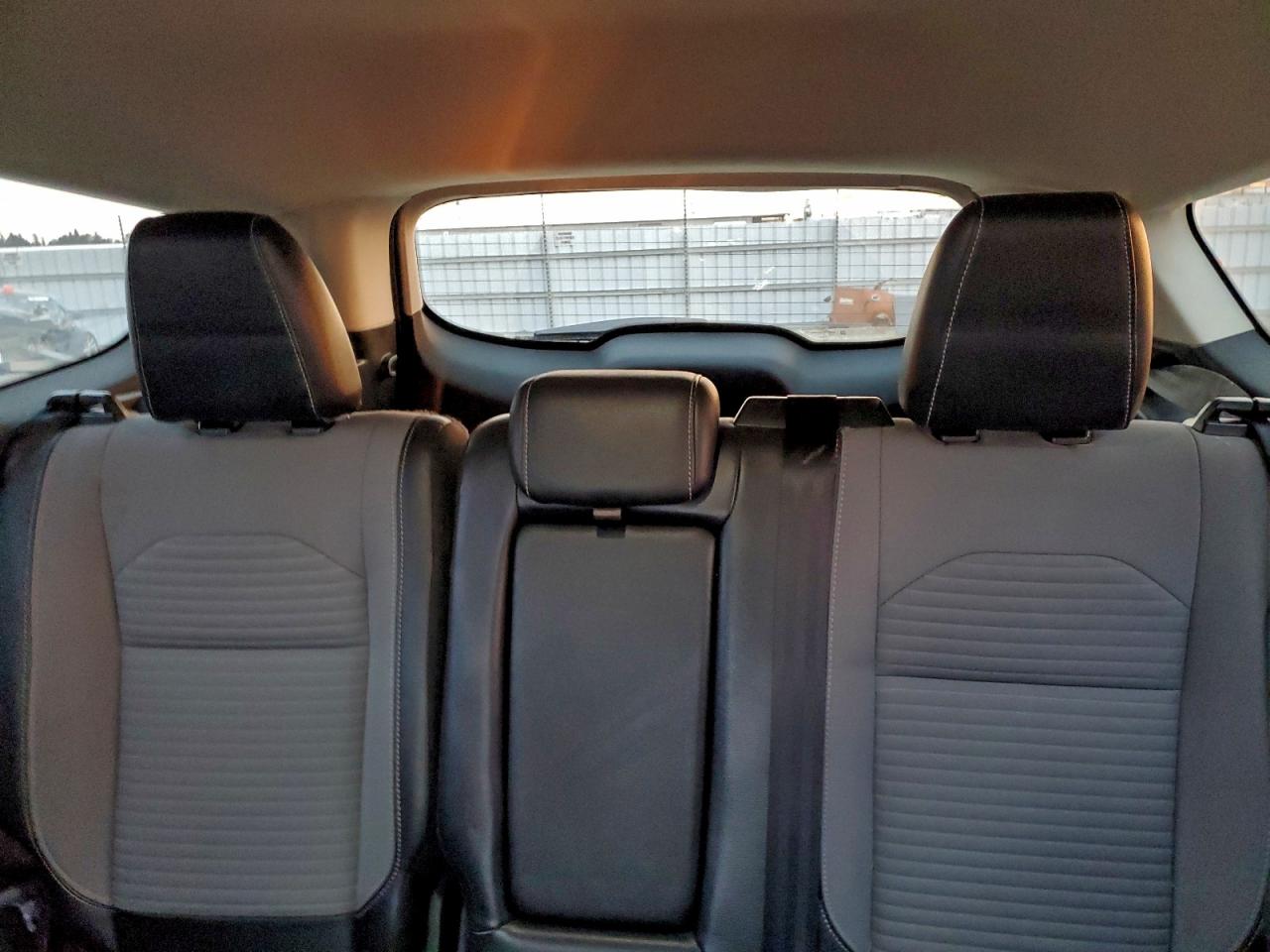 2019 FORD ESCAPE SE photo 10