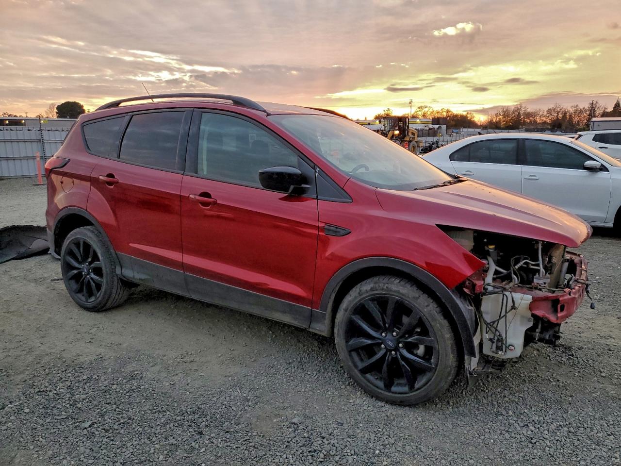 2019 FORD ESCAPE SE photo 4