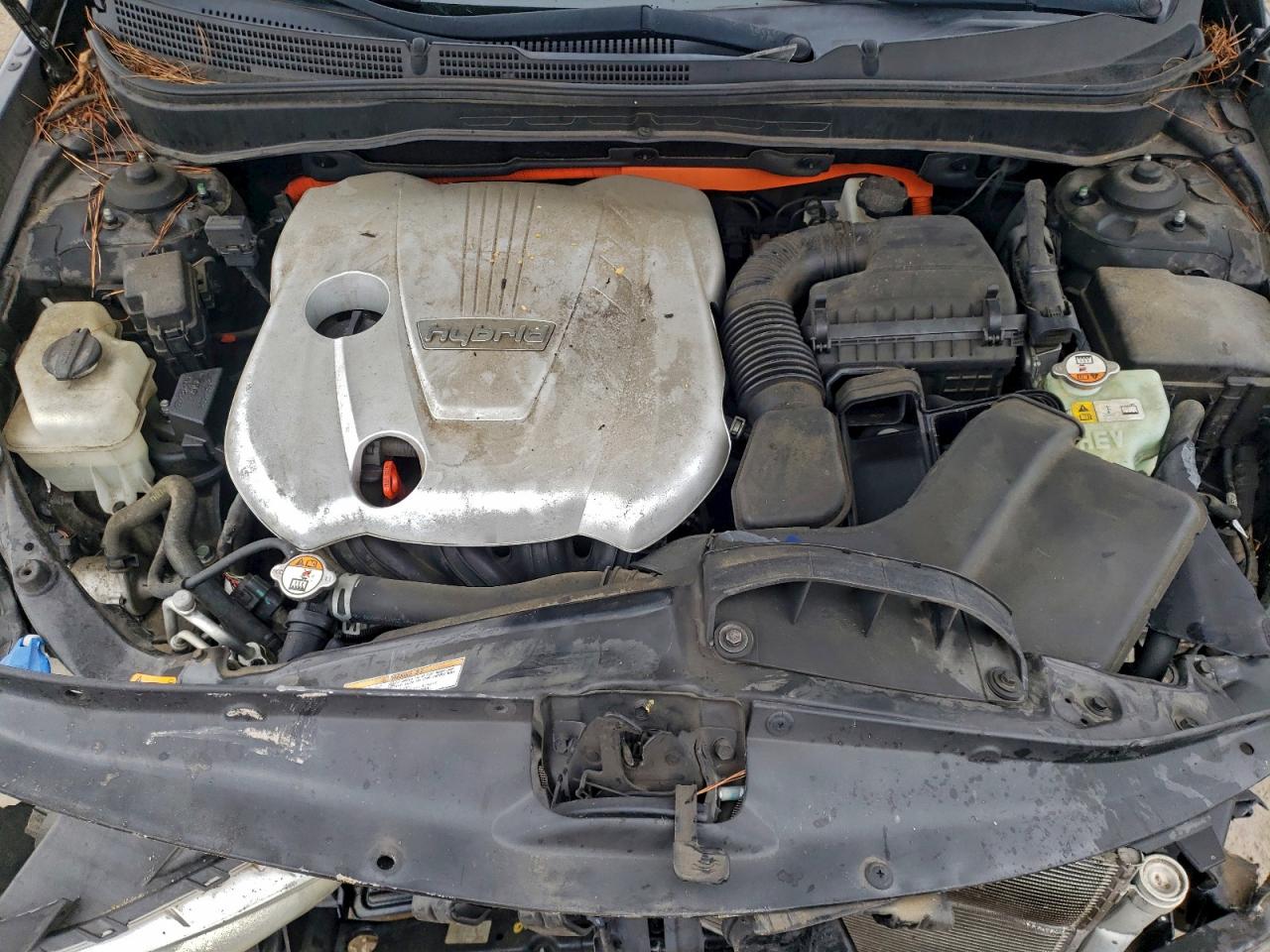2015 HYUNDAI SONATA HYBRID photo 11
