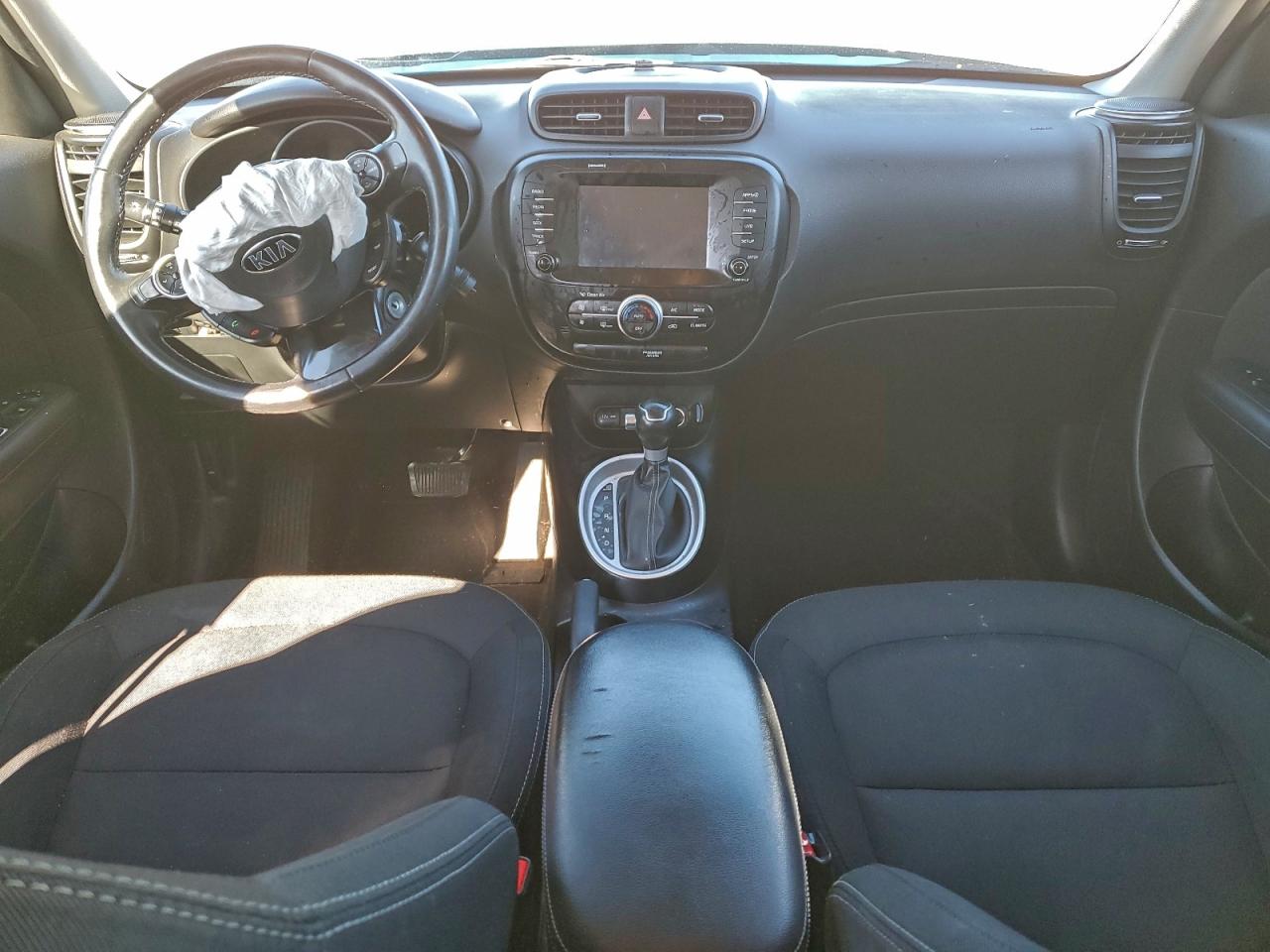 2018 KIA SOUL + photo 15