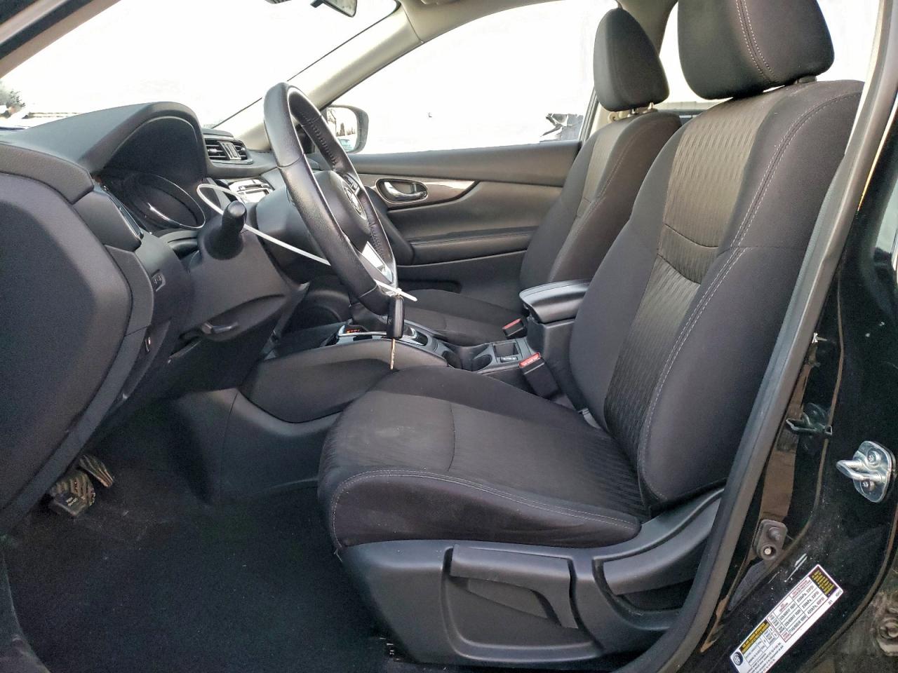 2019 NISSAN ROGUE S photo 13