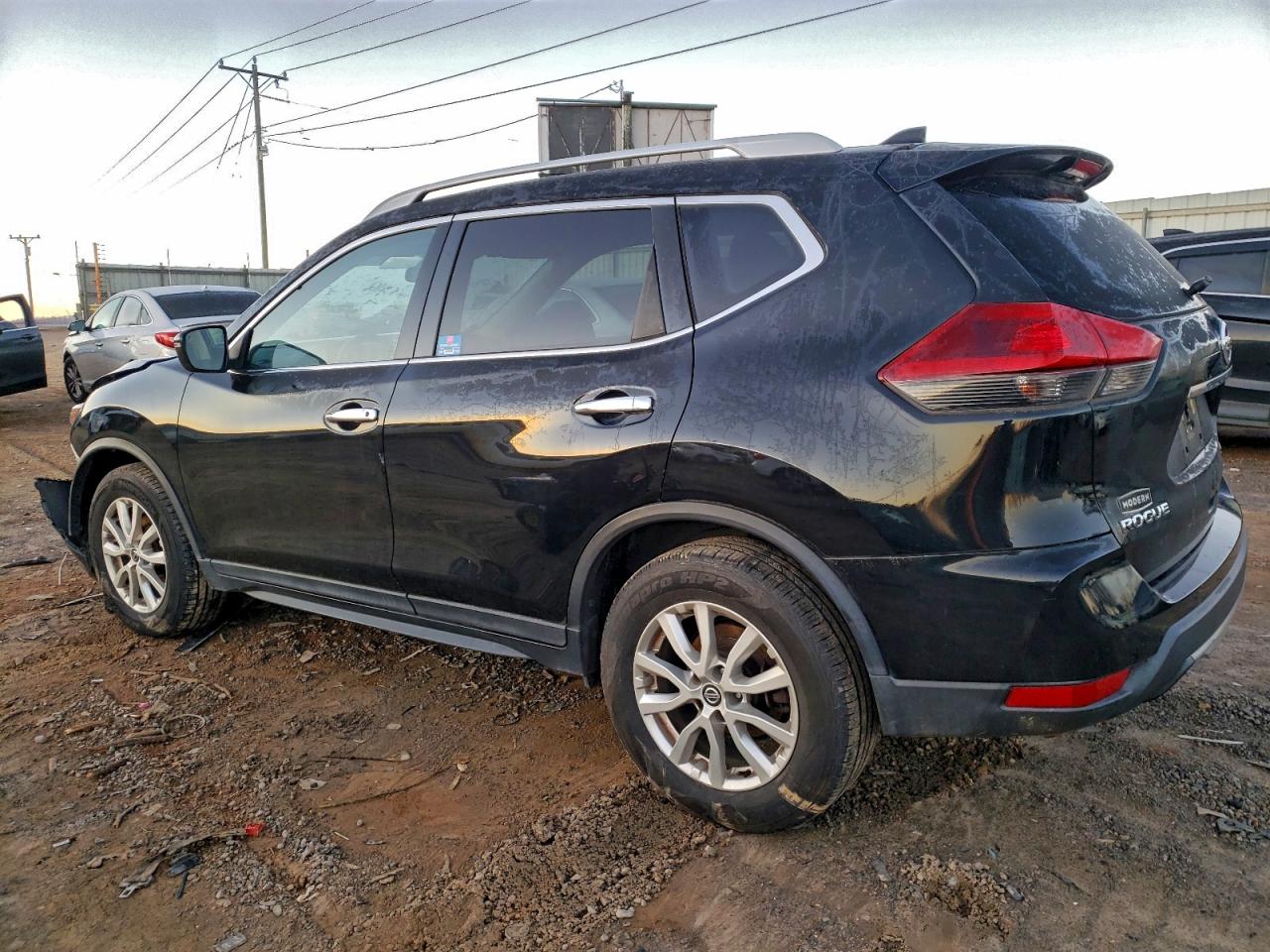 2019 NISSAN ROGUE S photo 3