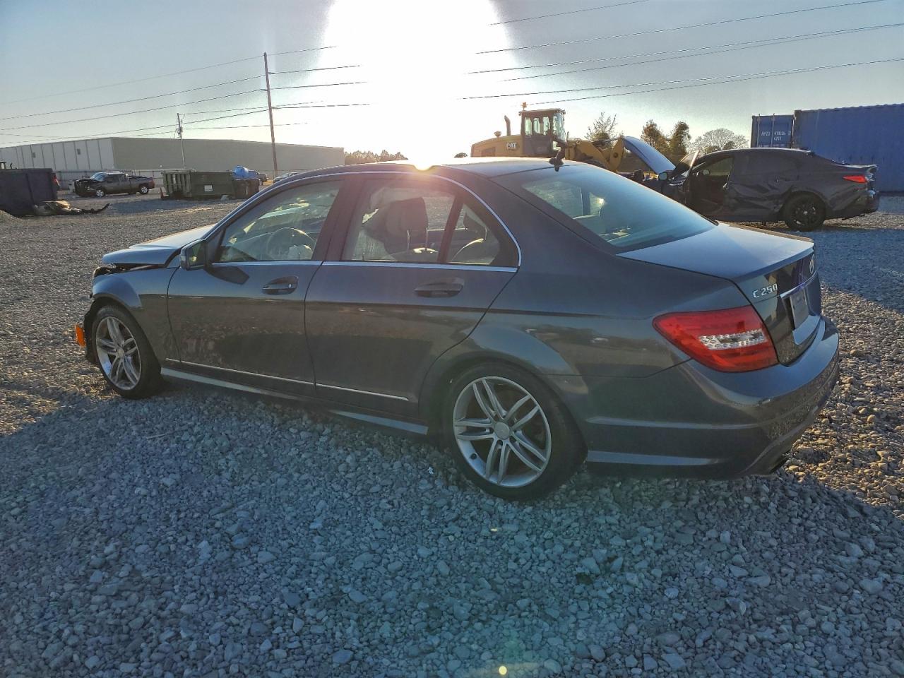 2014 MERCEDES-BENZ C 250 photo 4
