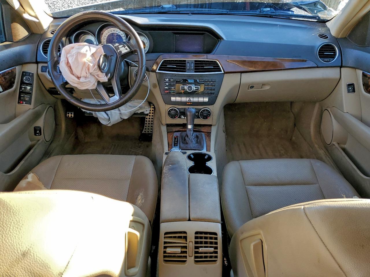 2014 MERCEDES-BENZ C 250 photo 22