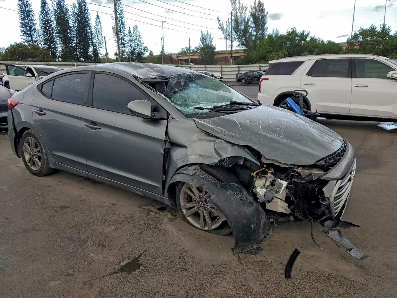 2017 HYUNDAI ELANTRA SE photo 10