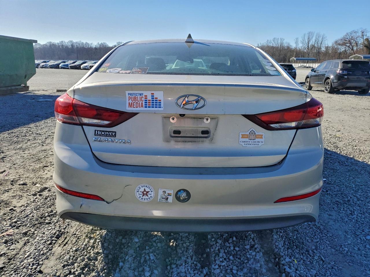 2017 HYUNDAI ELANTRA SE photo 11